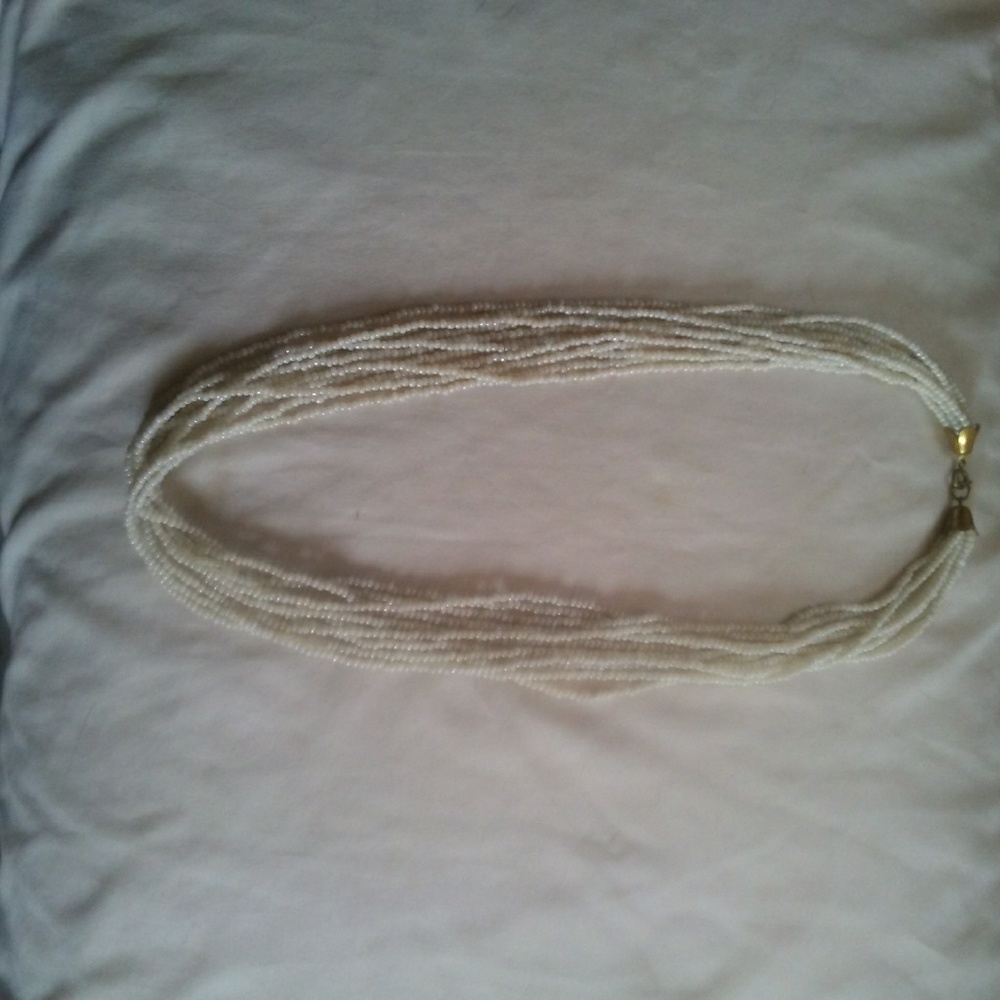 Beaded necklace